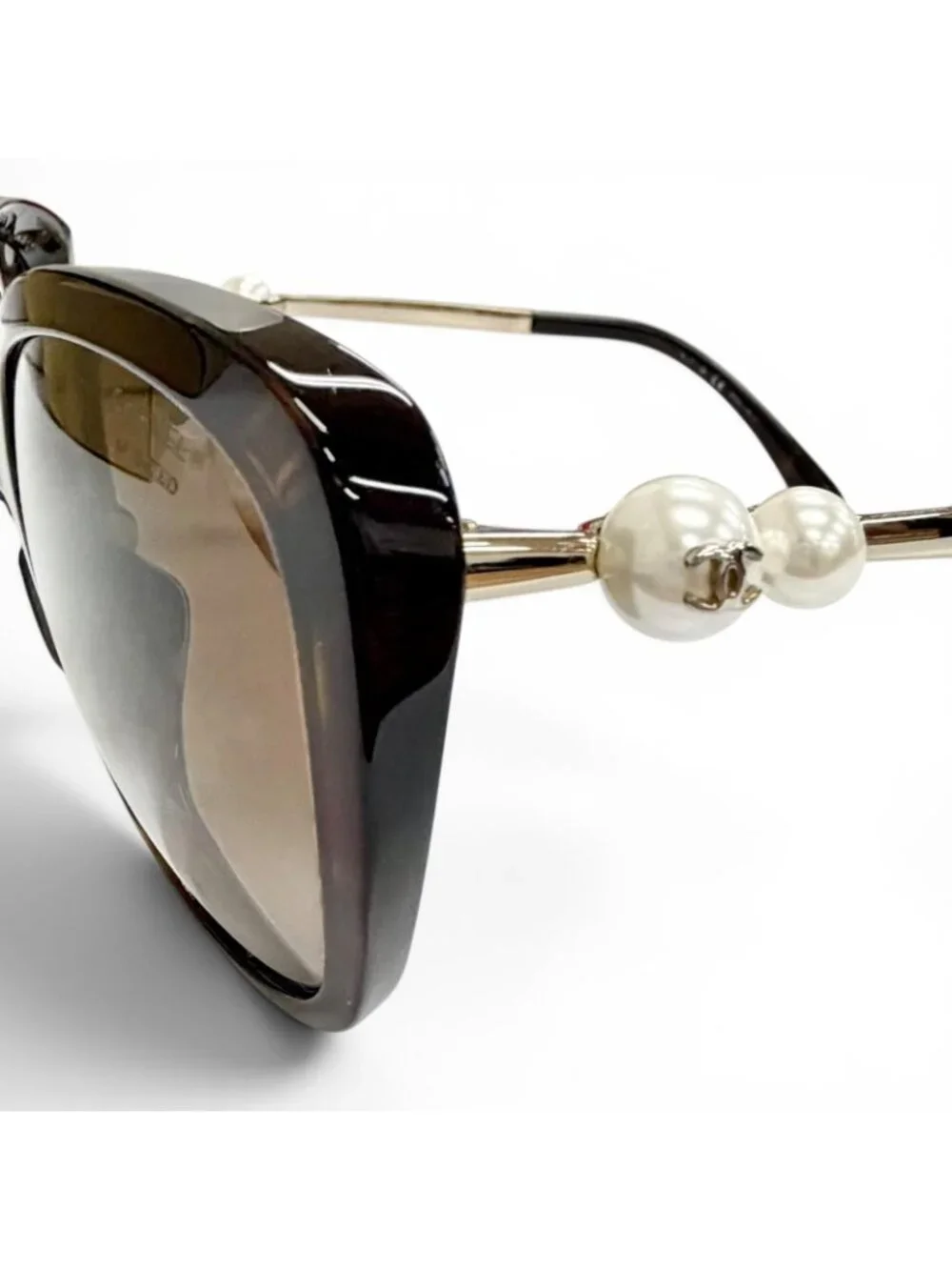 Chanel CC Logo Faux Pearl with Tortoiseshell Pattern Sunglasses Eyewear Brown